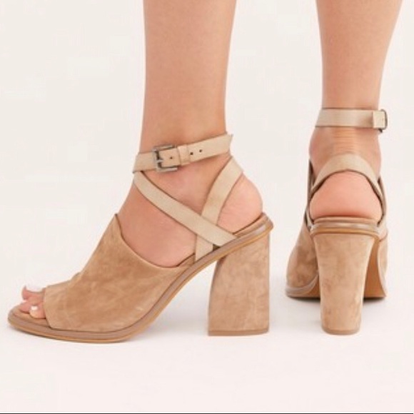 Free People Shoes - Nude Heels
